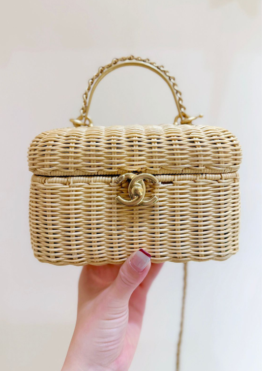 Luxury Woven Rattan Handbag for Women – Vintage Mini Box Clutch with Gold Turn Lock & Top Handle