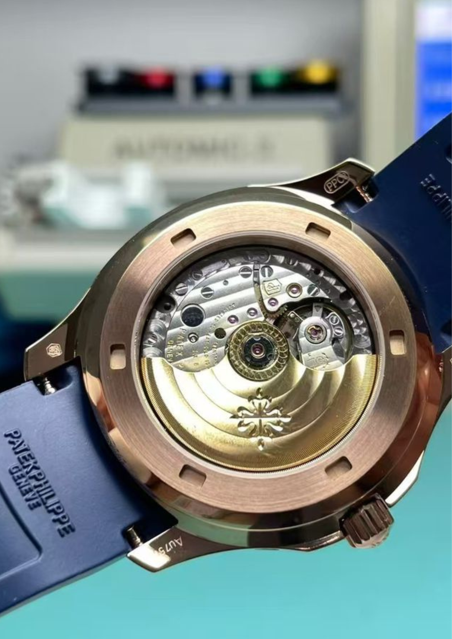 Ultra Luxury Automatic Men’s Watch – Rose Gold Stainless Steel Case with Blue Dial & Rubber Strap | High-End Mechanical Timepiece