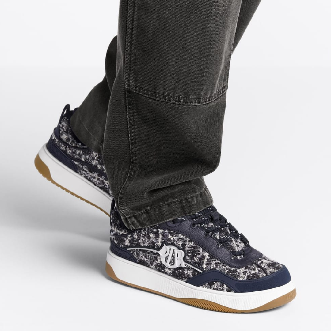 Trendy unisex luxury sneakers for casual street fashion and daily wear