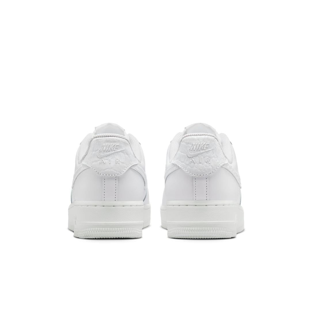 trendy white sneakers for casual outfit